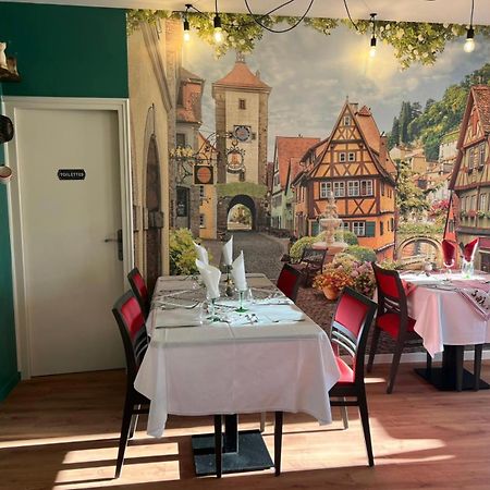 Hotel Le Pommeil Guéret Eksteriør billede