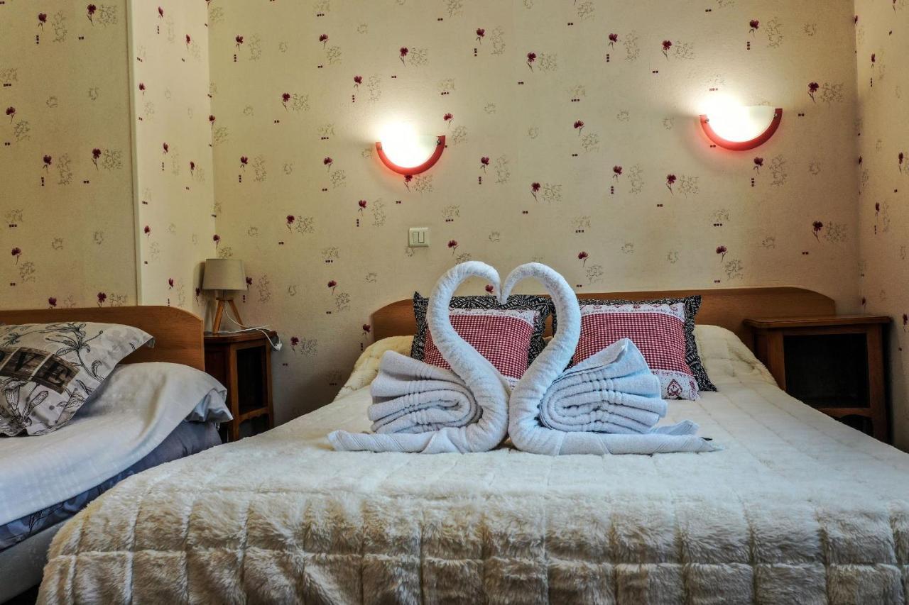 Hotel Le Pommeil Guéret Eksteriør billede
