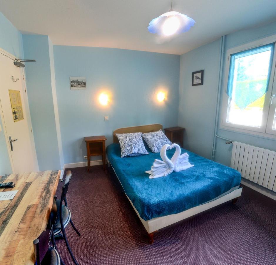 Hotel Le Pommeil Guéret Eksteriør billede